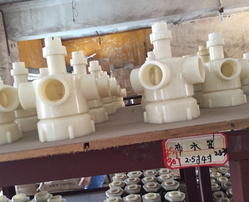 2.5寸4孔 冷卻塔ABS布水器
